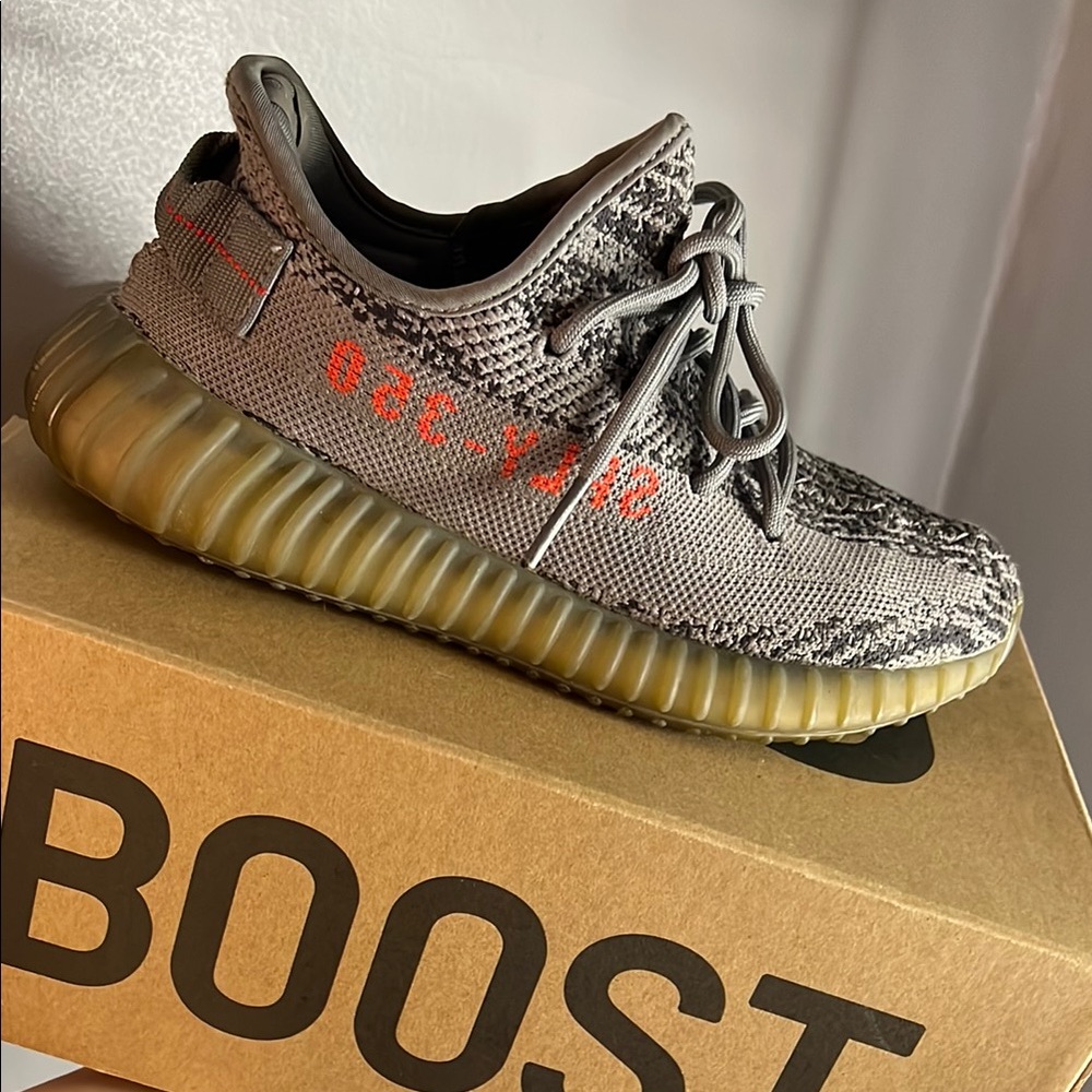 Yeezy Boost 350 V2 Gray Sneakers